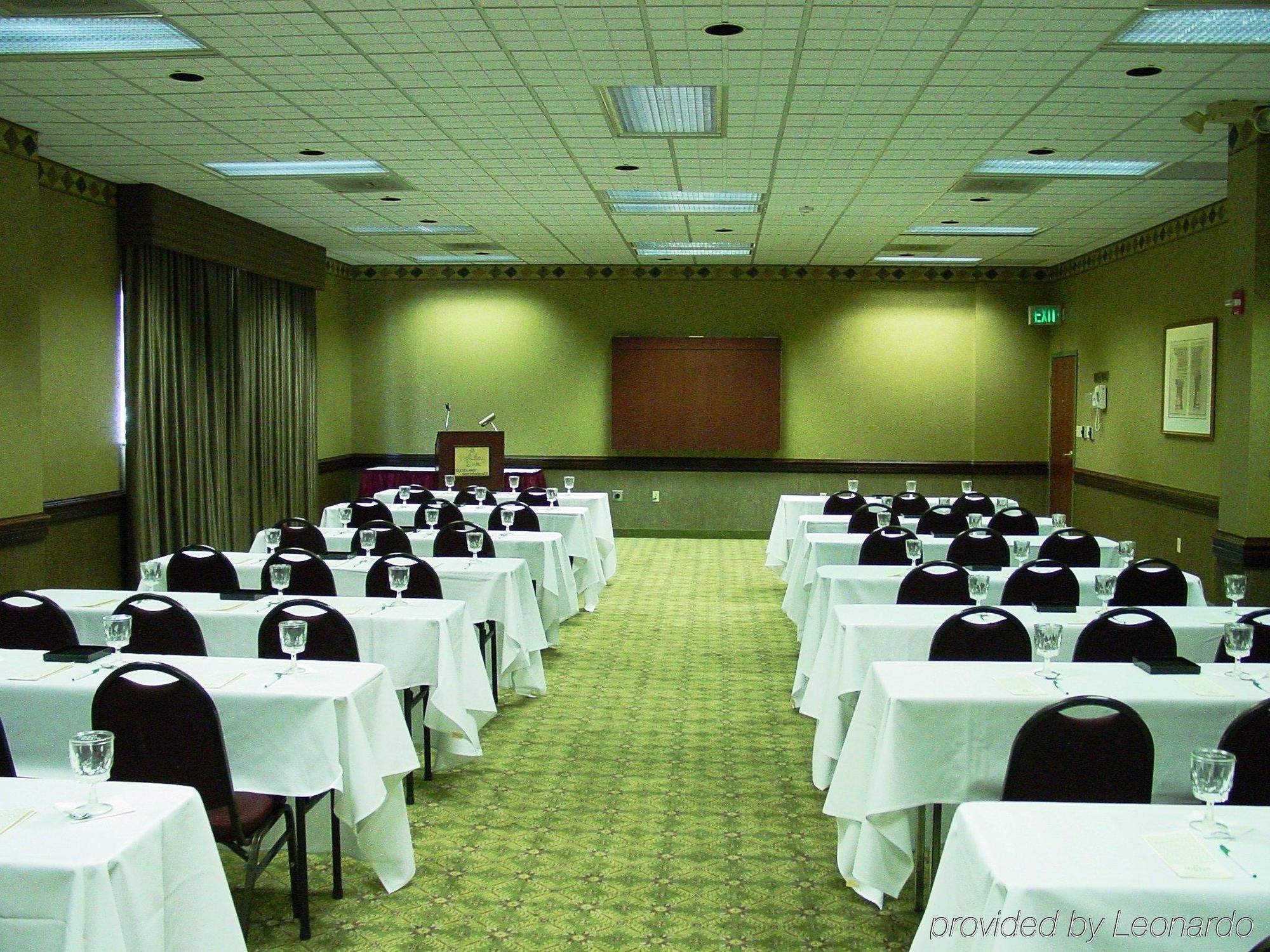 Holiday Inn Cleveland - South Independence By Ihg Zewnętrze zdjęcie